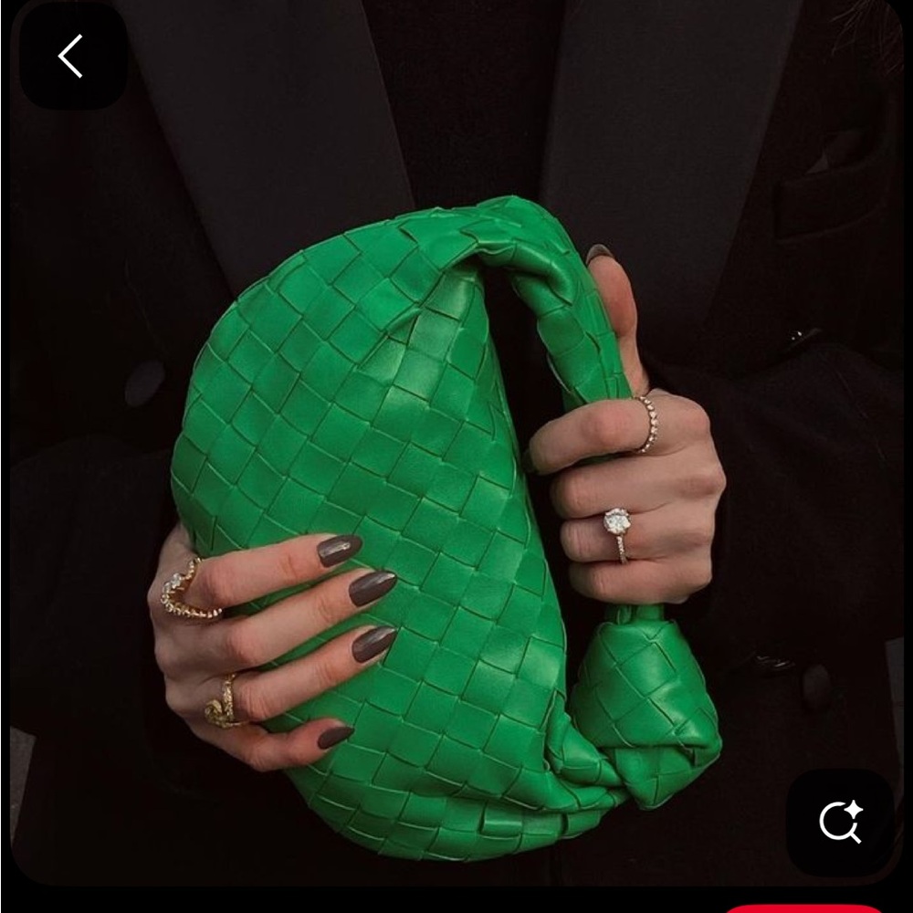 Bottega Veneta leather Intrecciato Jodie hobo mini bag clutch - Picture 1 of 5